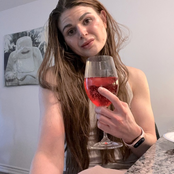 Meet your Posher, Vanessa - Picture 1 of 1